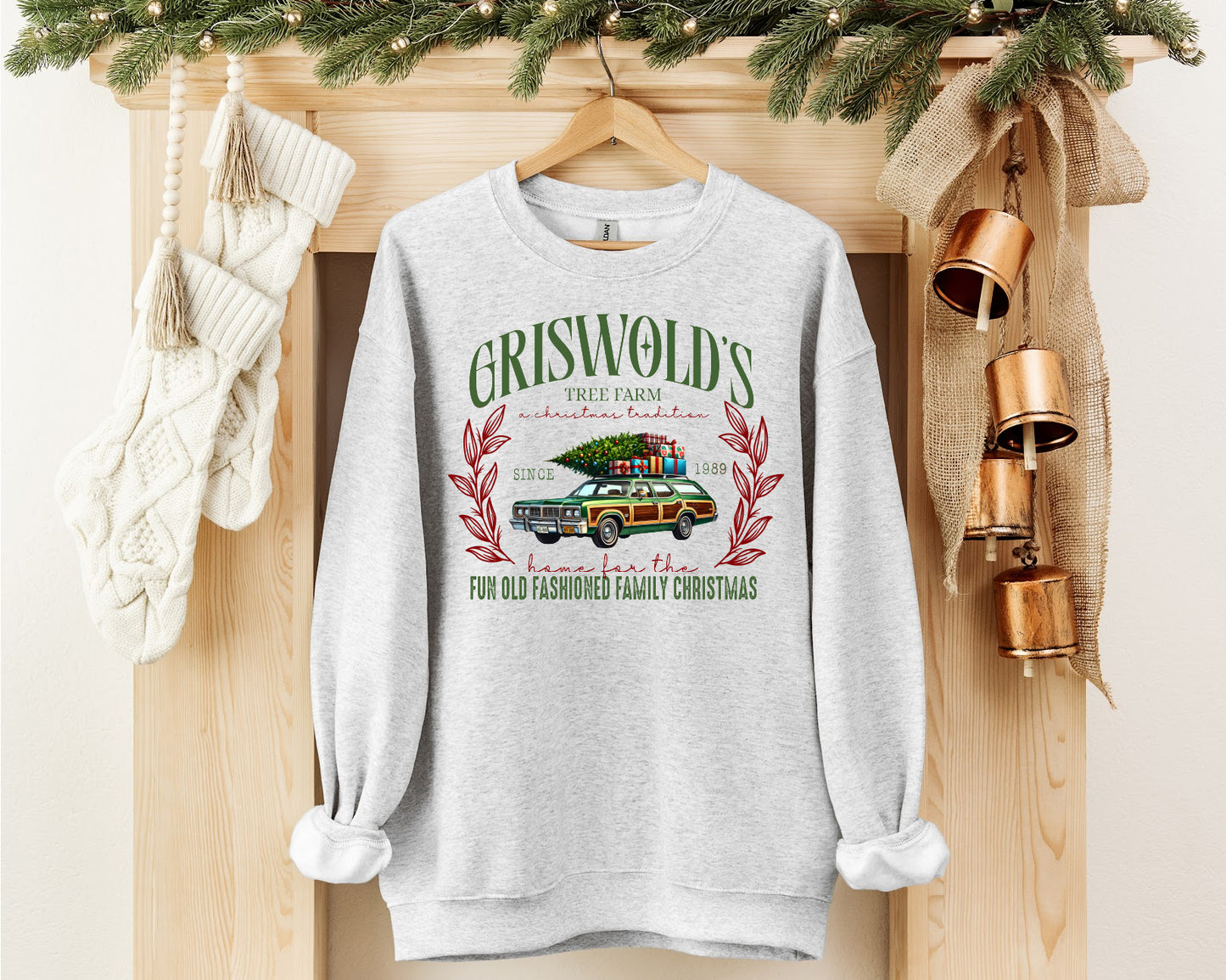 Griswold's Tree Farm (Crewneck)